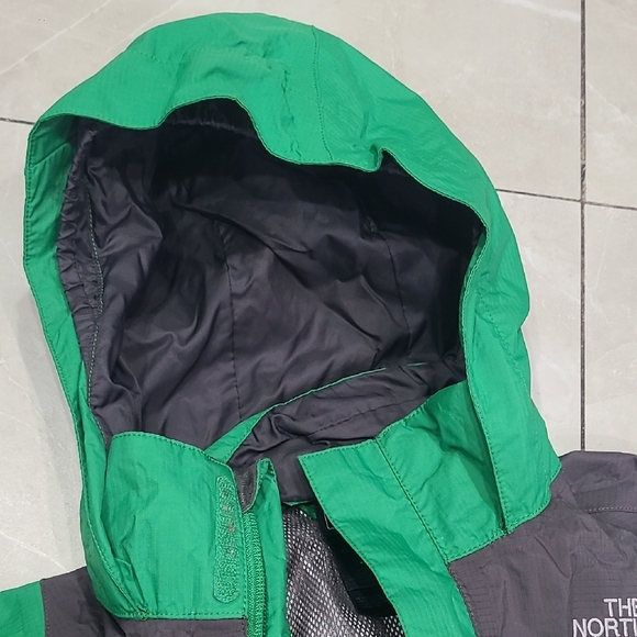 The North Face Kids Green and Gray Raincoat - Picture 6 of 8